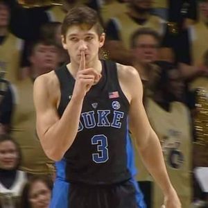 Meet your Posher, Derrick