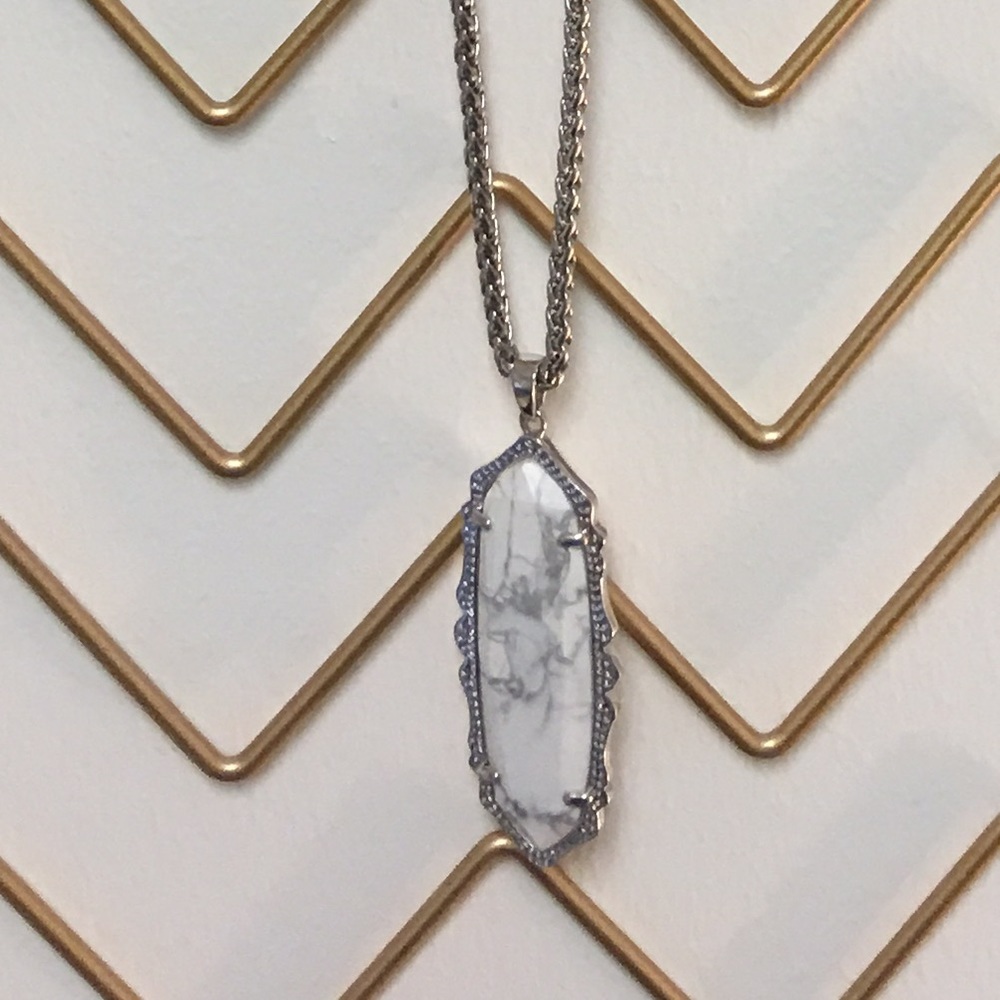 Kendra Scott Howlite Frances necklace