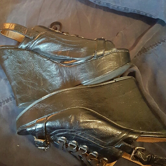 Black gothy high platform peep toe wedgies sz 8 - Picture 3 of 7