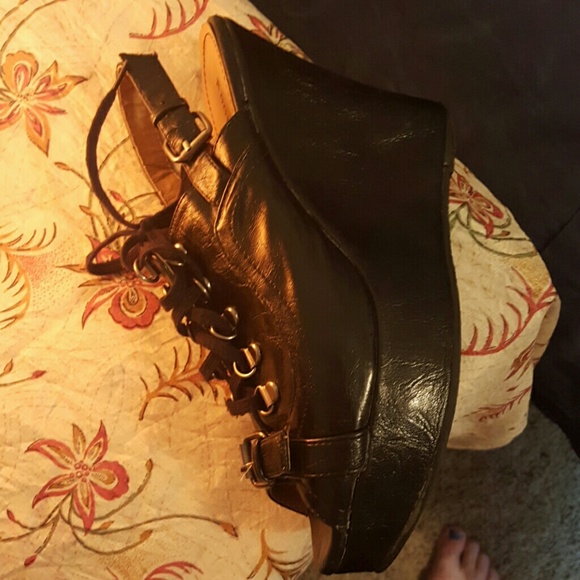 Black gothy high platform peep toe wedgies sz 8 - Picture 5 of 7