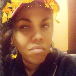 Meet your Posher, Eve