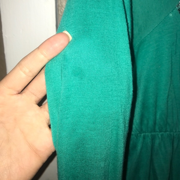 Beautiful long sleeve - Picture 6 of 7