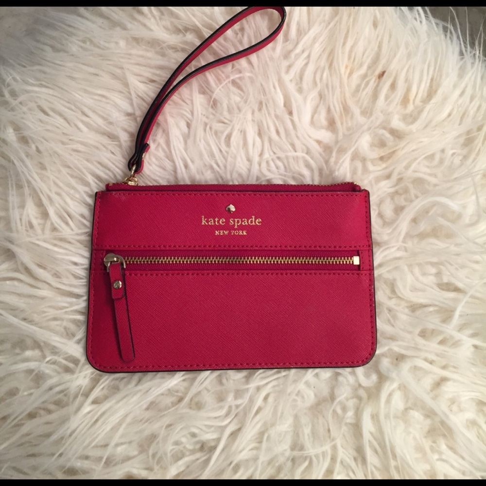 *****SOLD********Kate Spade red wristlet wallet