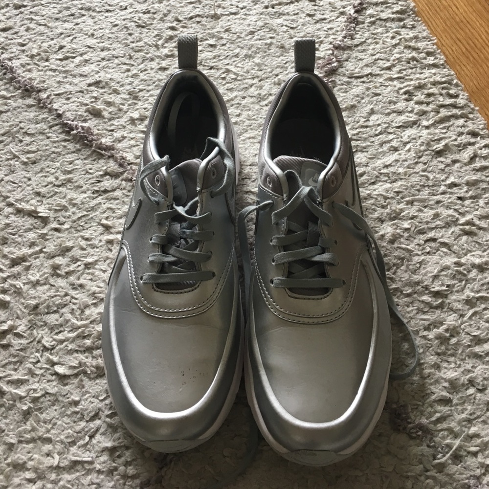 Nike silver AirMax