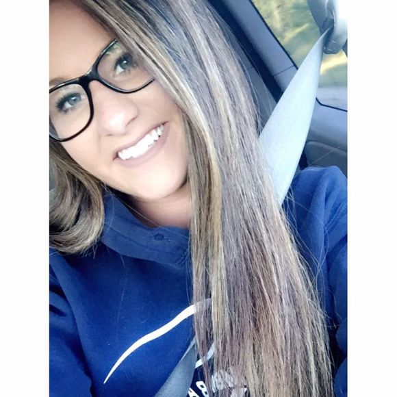 Meet your Posher, Paige - Picture 1 of 1