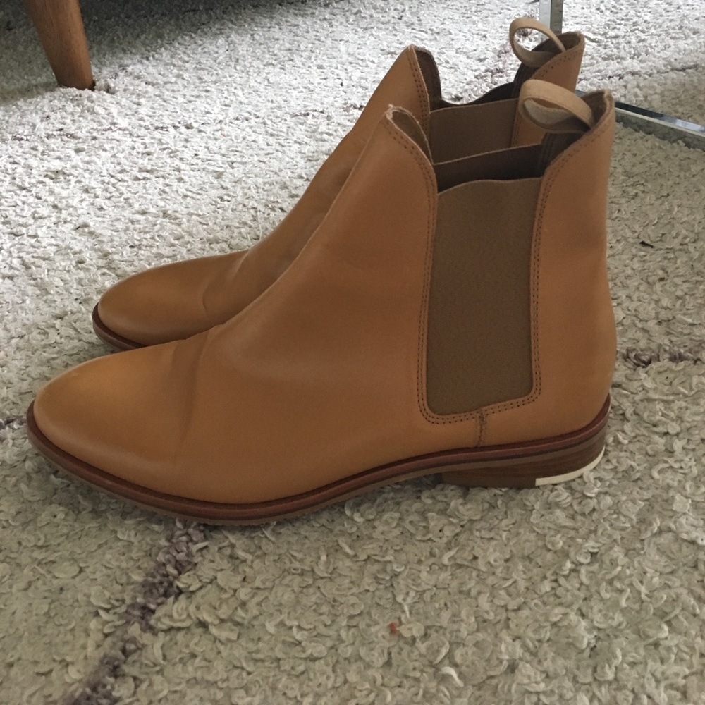Everlane camel boots