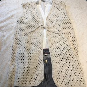 Vintage crochet sweater vest- size M/L