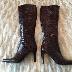Via Spiga Shoes - Via spiga leather boots size 7 Via Spiga Shoes - Via spiga leather boots size 7