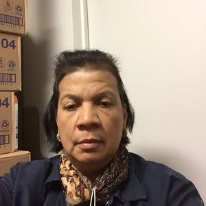 Meet your Posher, Angela