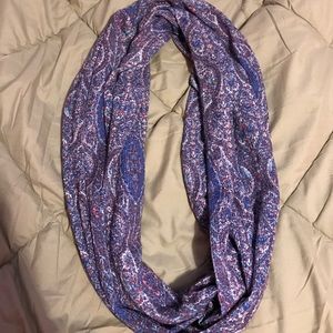 Infinity scarf