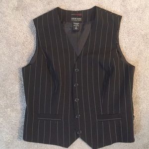 🌼FINAL PRICE🌼New York & Co. Size 6 Vest