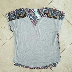 NWT!!! Xs  breezy tribal blouse