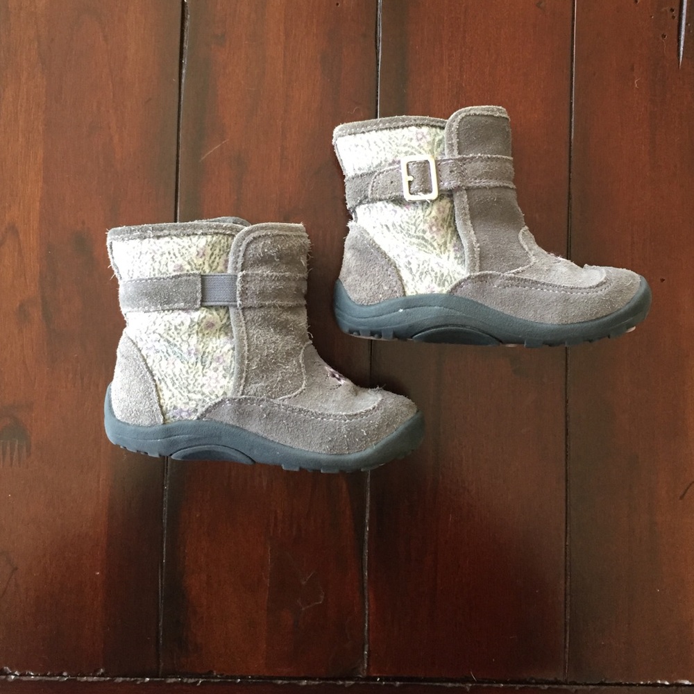 Stride Rite gray sparkle boots