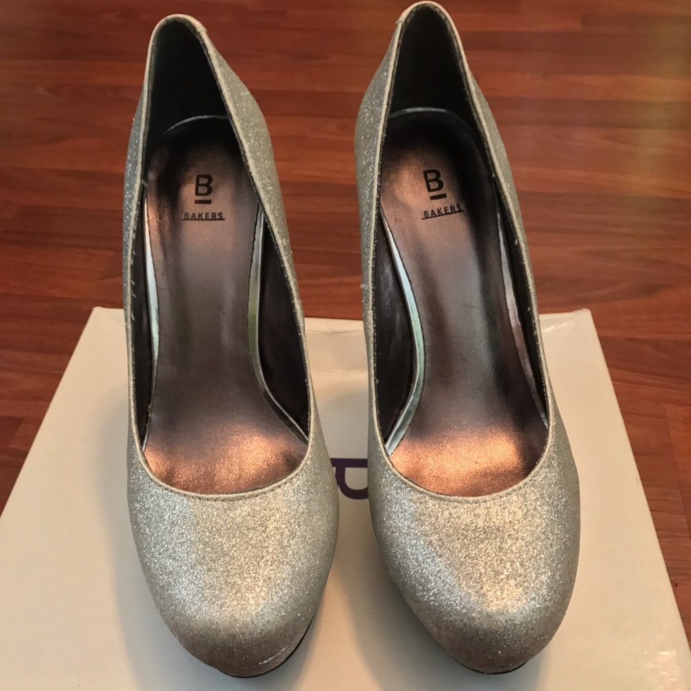 Platform Silver Pumps