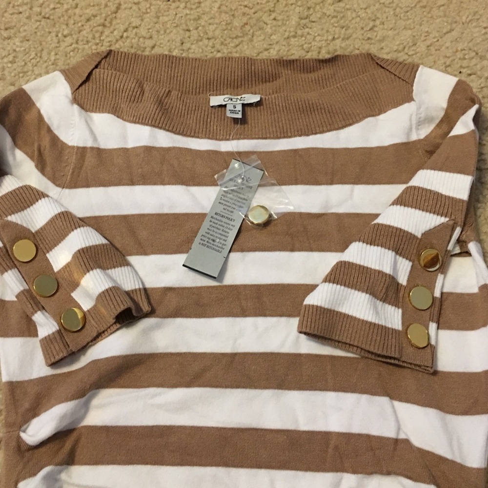 Brand new Cache top