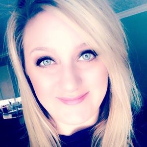 Meet your Posher, Mandy