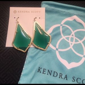 Kendra Scott 2 inch drop earrings