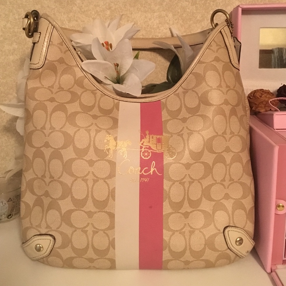 Authentic coach purse