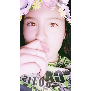 Meet your Posher, Alexis