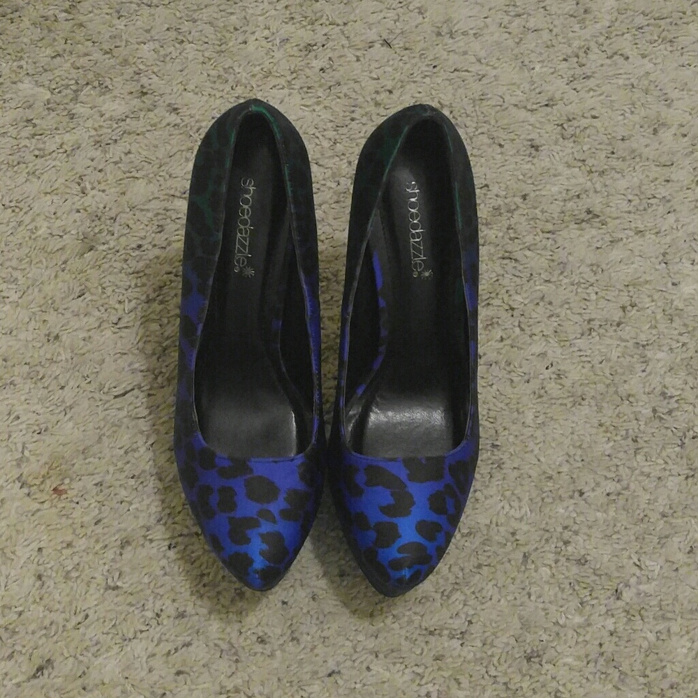 Heels - Picture 4 of 4