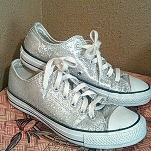 Silver Sparkle Converse Low Top Shoes