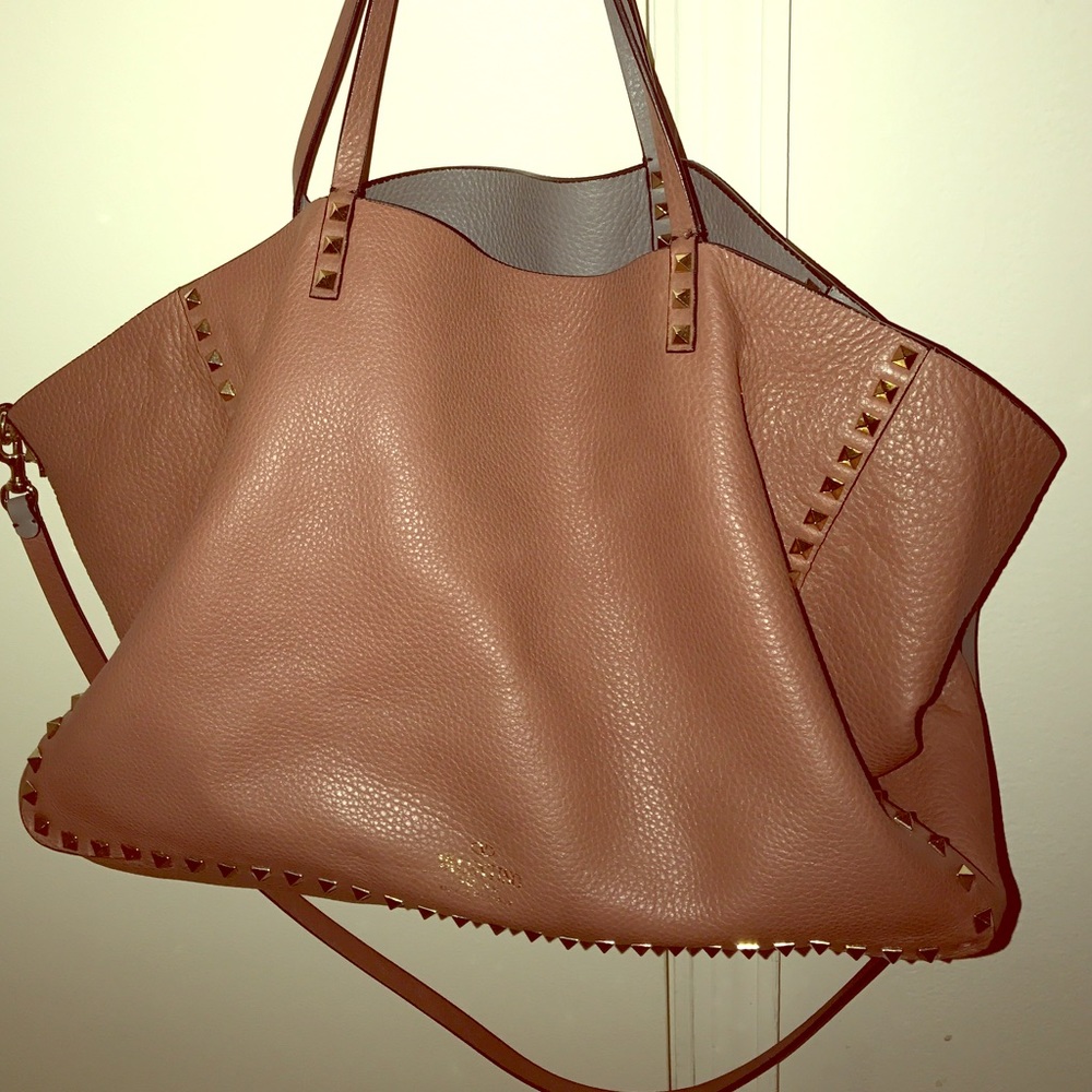 Valentino rockstud re-listed