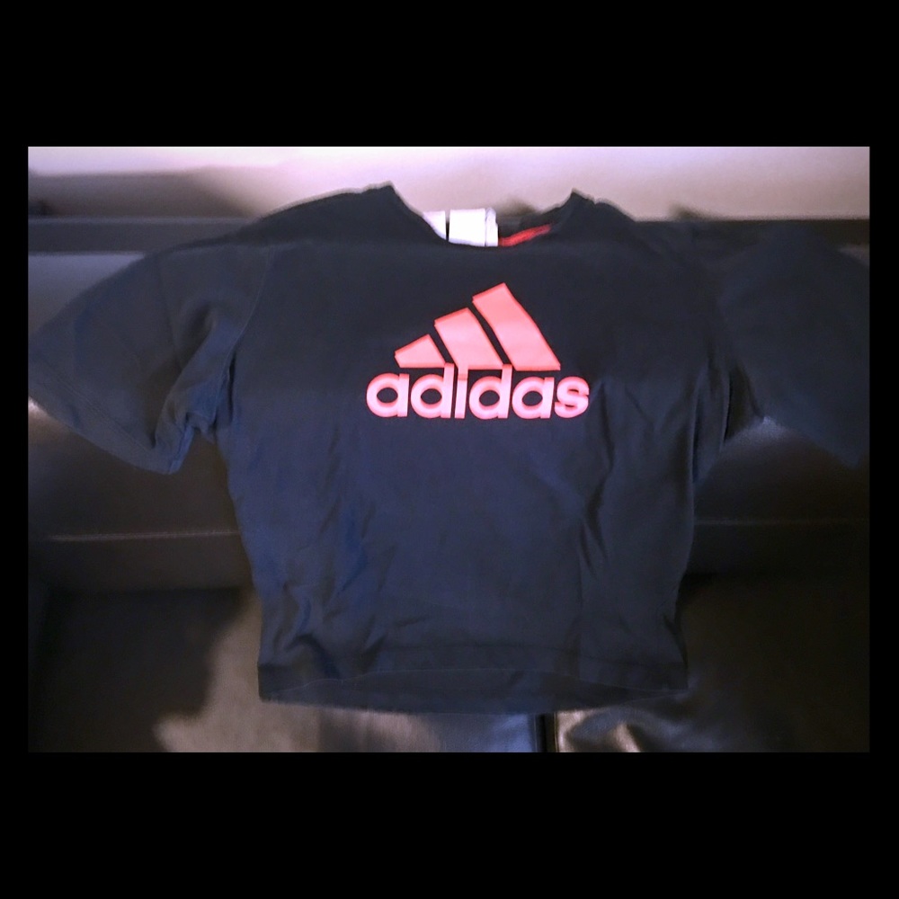 Black and orange tshirt