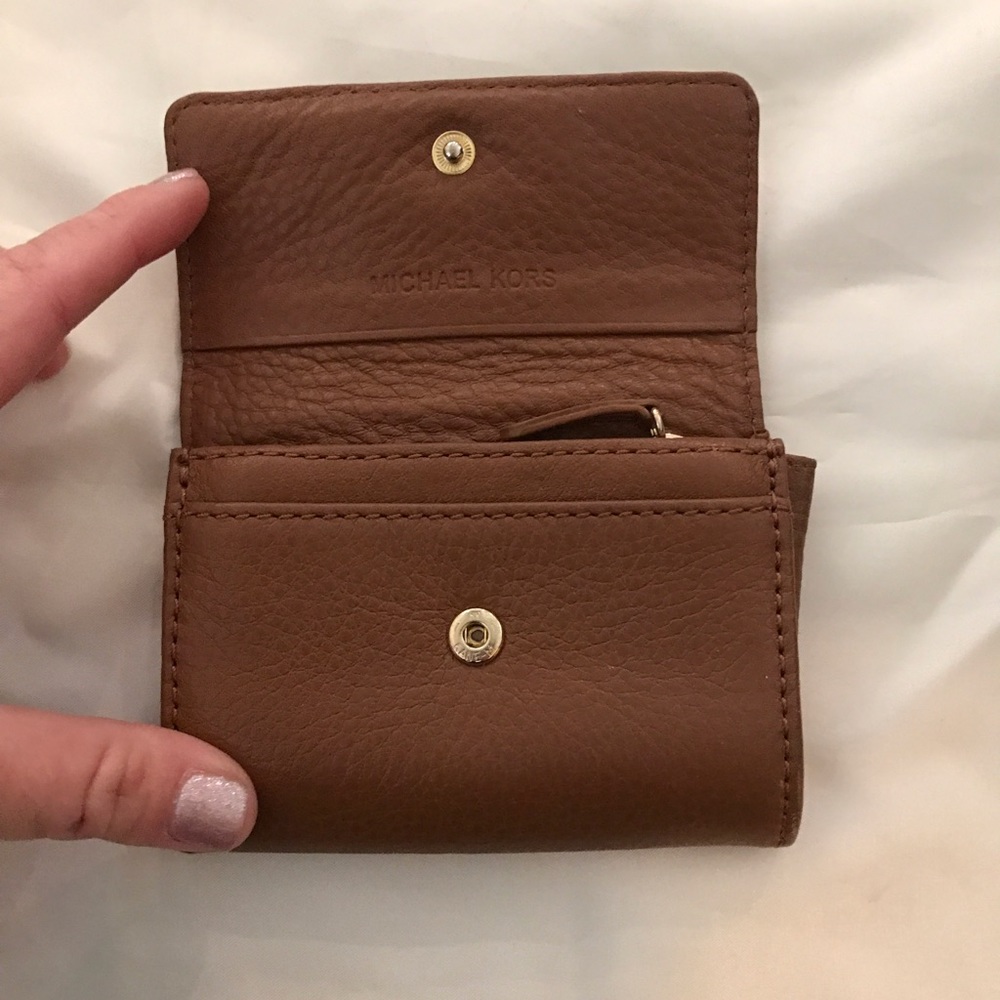 Michael Kors mini wallet SOLD - Picture 2 of 4