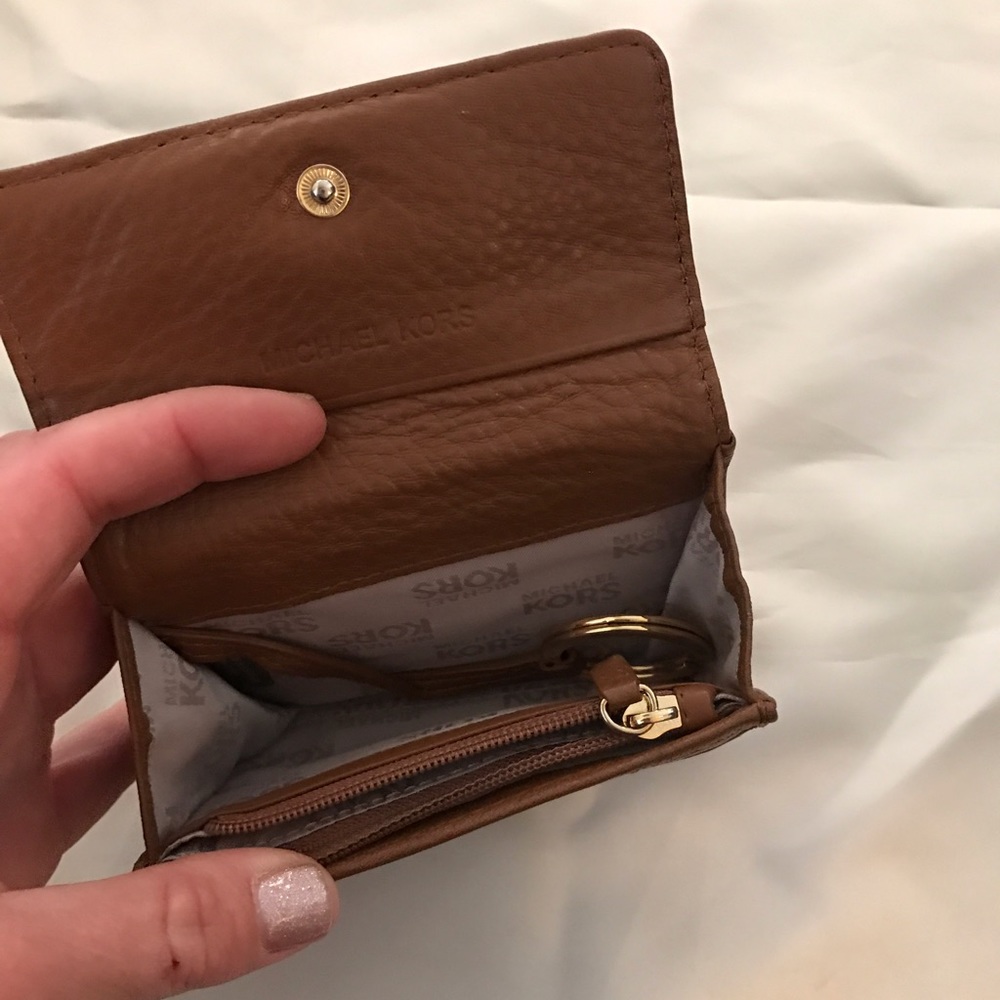 Michael Kors mini wallet SOLD - Picture 3 of 4