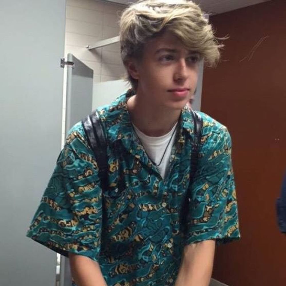 Meet your Posher, Zack