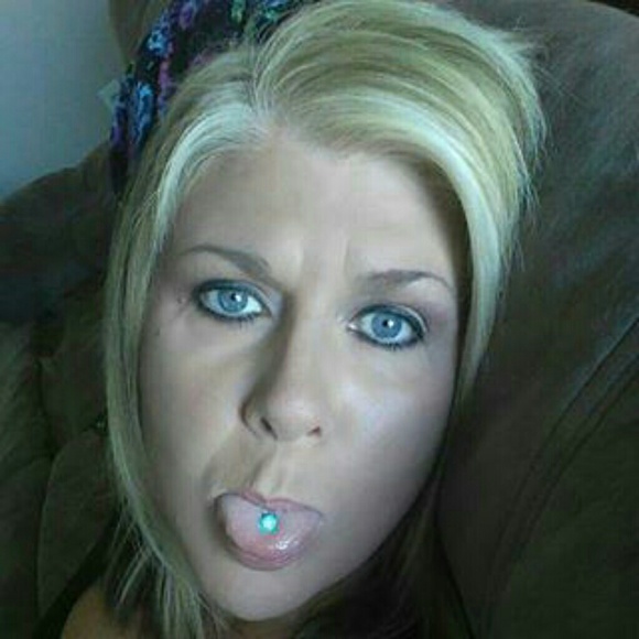 Meet your Posher, Dusty - Picture 1 of 1