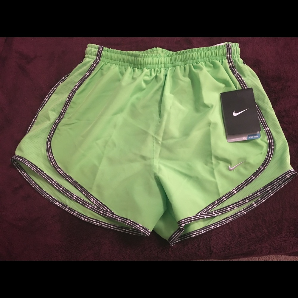 💚NIKE SHORTS💚