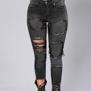 Fashion nova ripped jeans