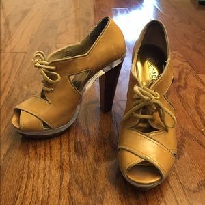 Micheal Kors peep toe booties