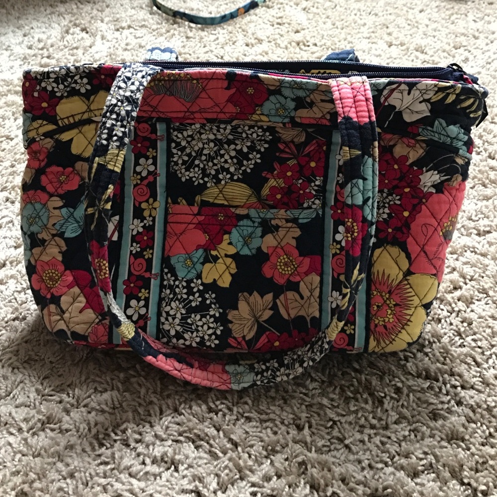 Vera Bradley Happy Snails purse