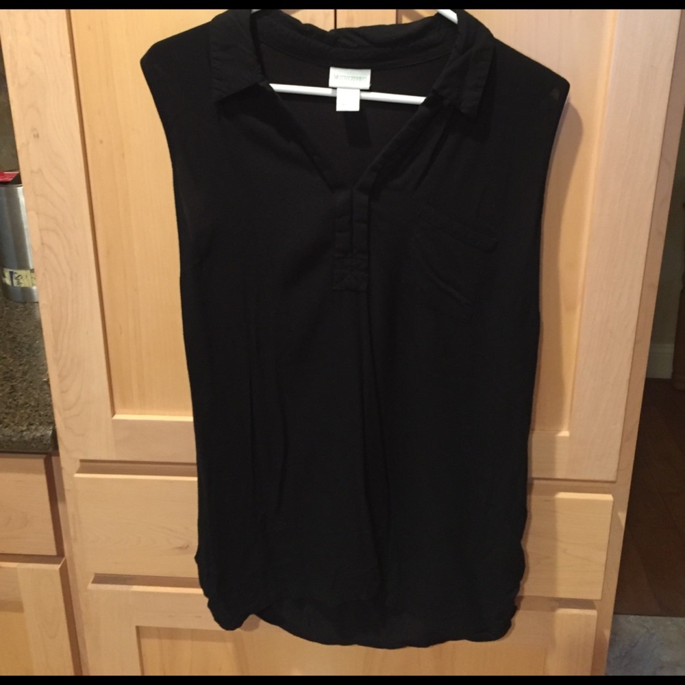 Maternity collared tank