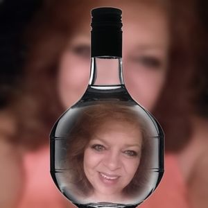 Meet your Posher, Cynthia