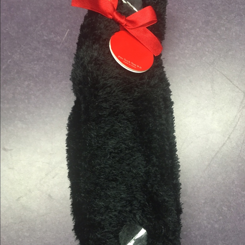 2 Pairs Of Ladies Fuzzy Socks Black Shinny
