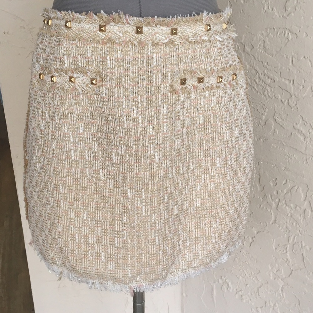 Tweed mini skirt