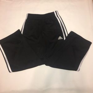 Sporty Kids Adidas Pants Sz 6⚽️🏀🏈