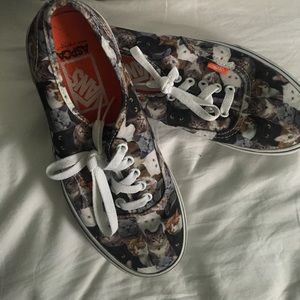 CAT VANS, LIKE NEW