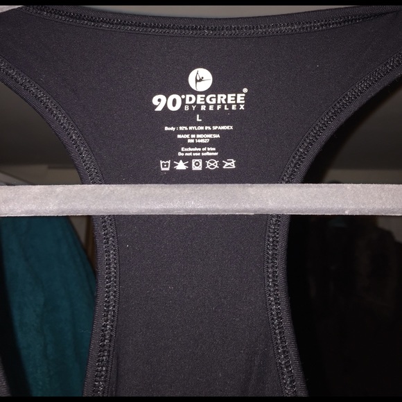 90 Degree by Reflex work out tank 💪🏻 - Picture 2 of 3