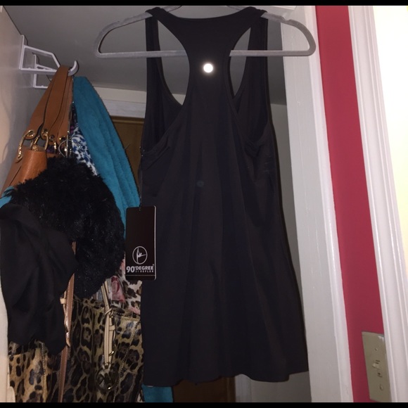 90 Degree by Reflex work out tank 💪🏻 - Picture 3 of 3