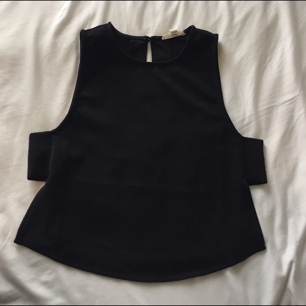 Urban outfitters crop top