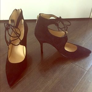 Ivanka Trump lace up pumps