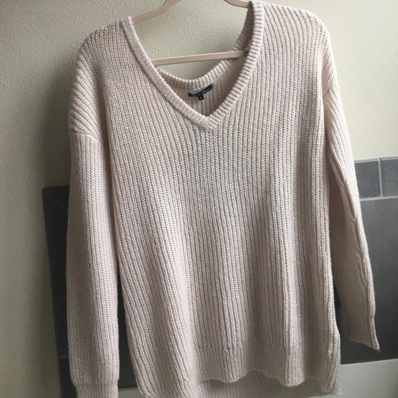 Off the shoulder/v neck sweater - Picture 3 of 4