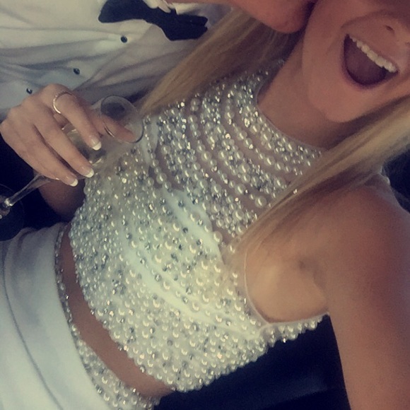 Two piece white formal/banquet dress! - Picture 4 of 4