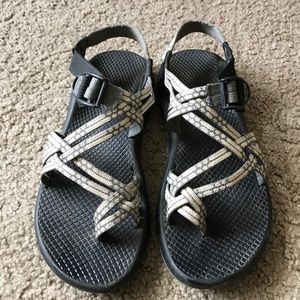 Double strap women's Chaco's! Size 8.5