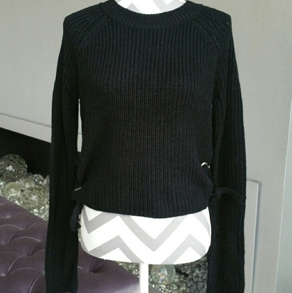 Black knit sweater with lace up side details - Picture 3 of 4