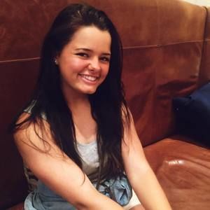 Meet your Posher, Elisa